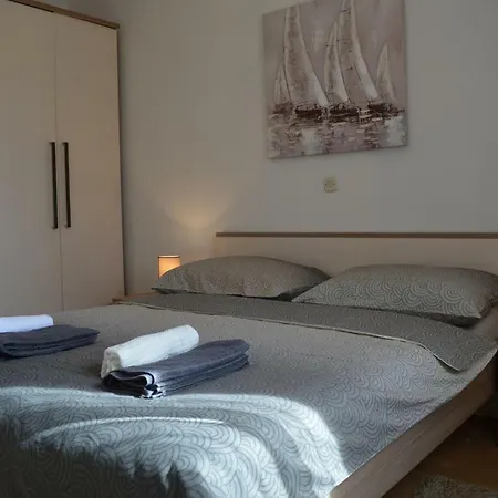 Family Friendly House With A Swimming Pool Donja Jagodnja Polaca