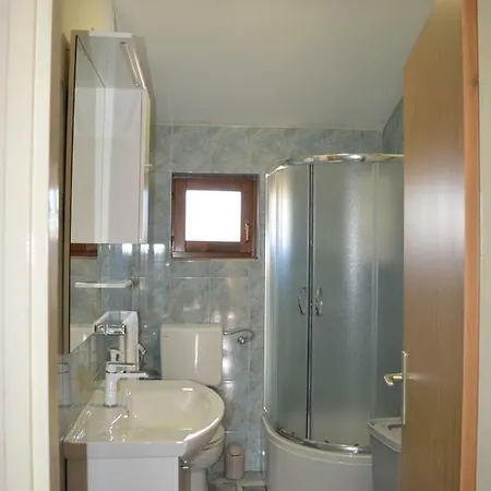 Family Friendly House With A Swimming Pool Donja Jagodnja *