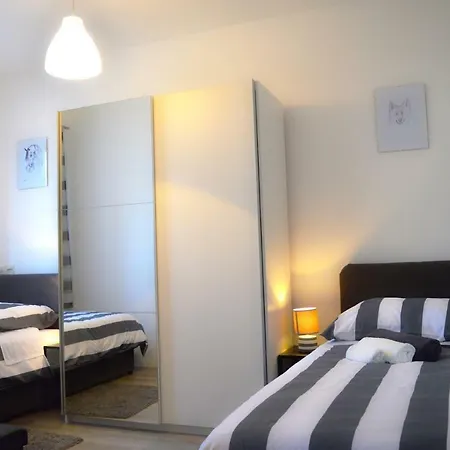 Family Friendly House With A Swimming Pool Donja Jagodnja Polaca